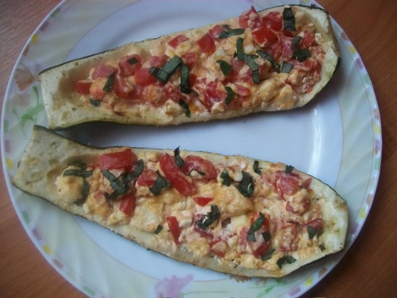 Grillowana faszerowana cukinia