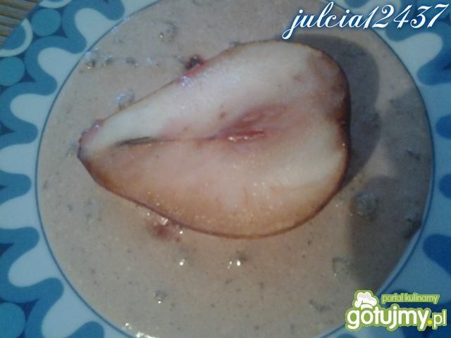 Grillowana gruszka z czekoladową pianką Grillowana gruszka z czekoladową pianką