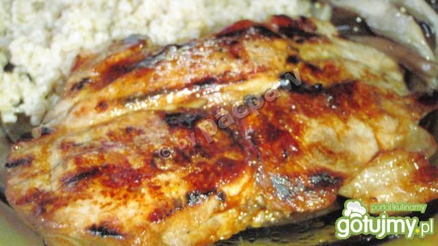 Grillowana karkówka miodowo-pieprzowa  Grillowana karkówka miodowo-pieprzowa