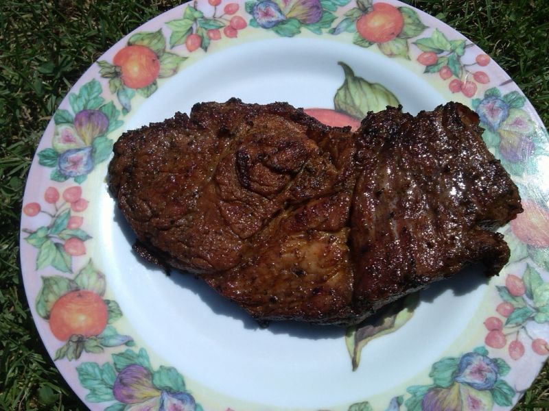 Grillowana karkówka w marynacie z ketchupem 