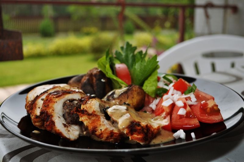 Grillowana kieszeń drobiowa na pikantnie