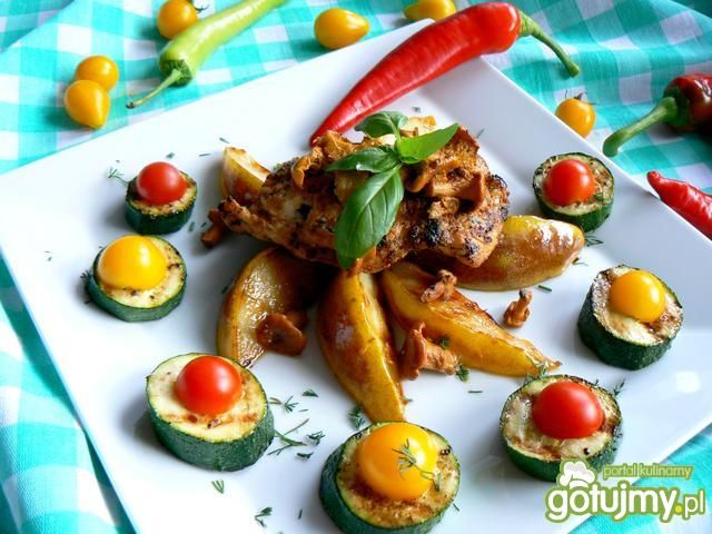 Grillowana pierś z indyka pod pierzynką  Grillowana pierś z indyka pod pierzynką