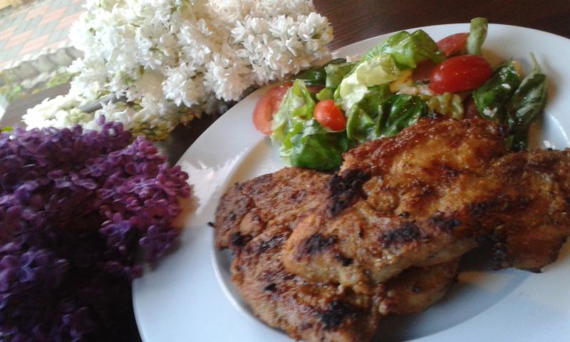 Grillowana soczysta karkówka Grillowana soczysta karkówka