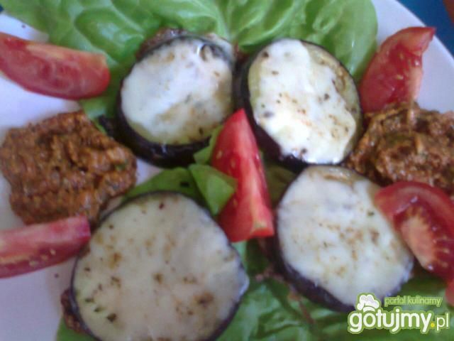 Grillowane bakłażany z mozzarellą Grillowane bakłażany z mozzarellą