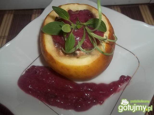 Grillowane jabłka z kurczakiem 