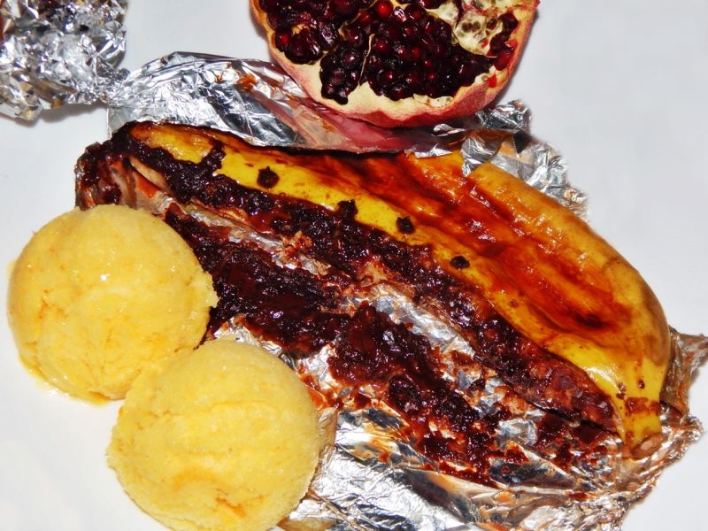 Grillowane korzenne banany z czekoladą Grillowane korzenne banany z czekoladą