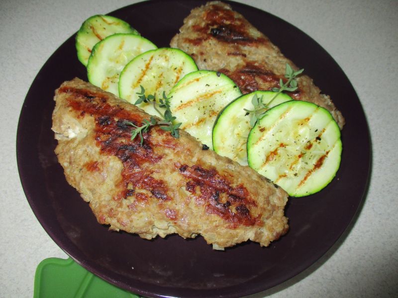 Grillowane mielone z fetą Grillowane mielone z fetą