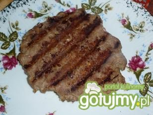 Grillowane mięso do hamburgerów Grillowane mięso do hamburgerów