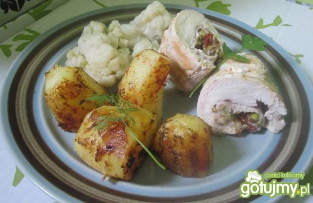 Grillowane roladki z pistacjami  Grillowane roladki z pistacjami