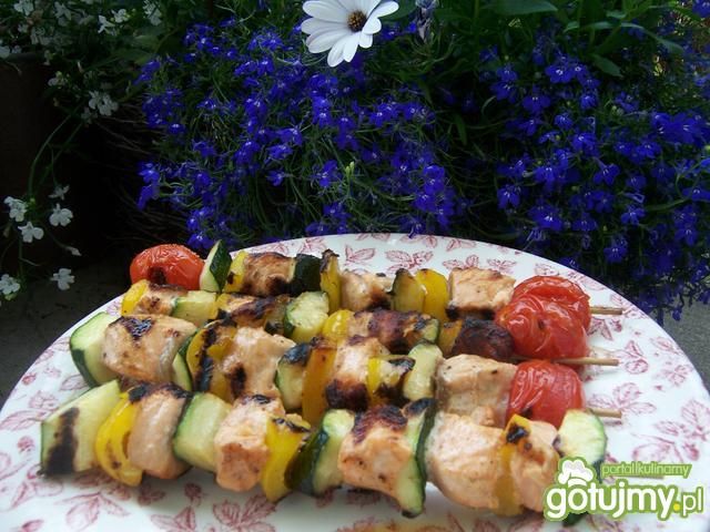 Grillowane szaszłyki z łososiem Grillowane szaszłyki z łososiem