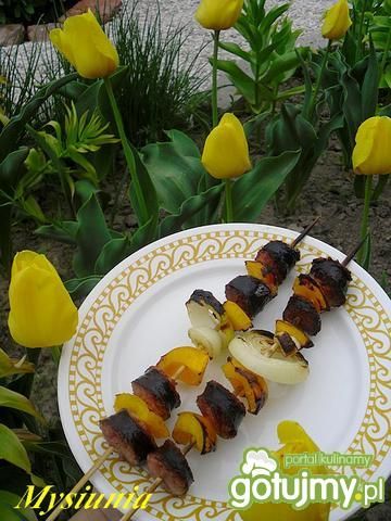 Grillowane szaszłyki ze swojską kiełbasą