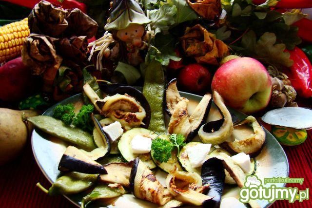 Grillowany bakłażan z obstawą 