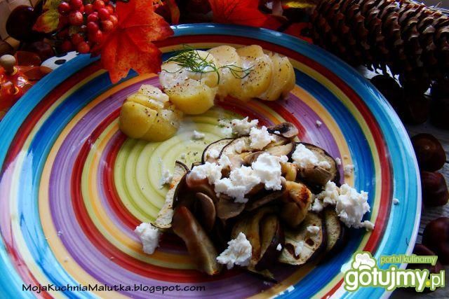 Grillowany bakłażan z pieczarkami i fetą
