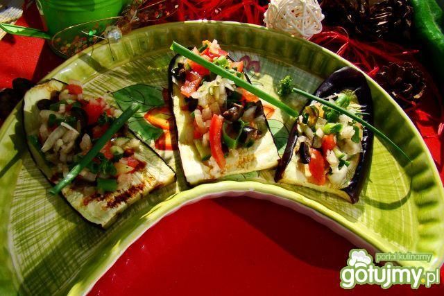 Grillowany bakłążan z salsą 