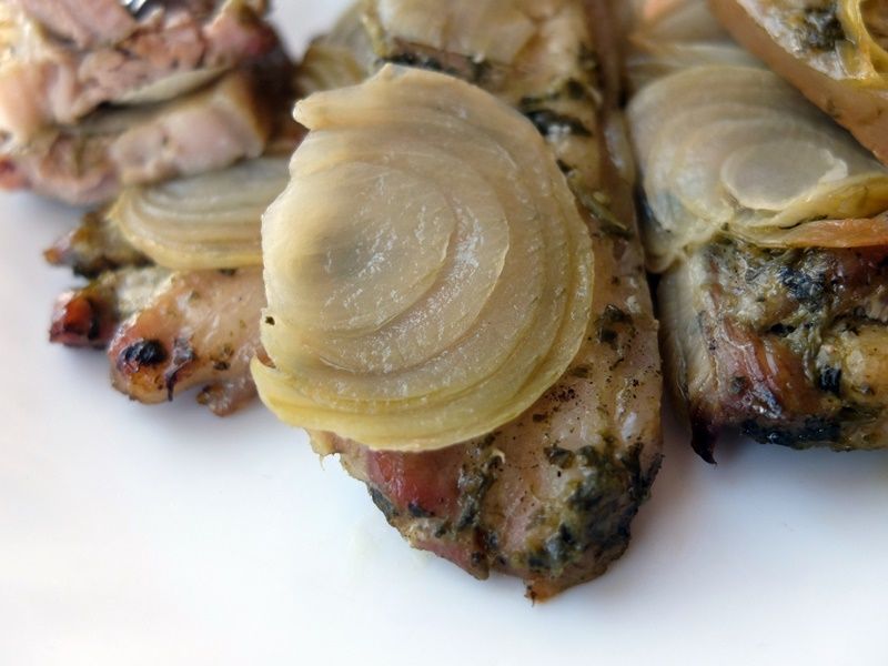 Grillowany boczek w marynacie pietruszkowej  Grillowany boczek w marynacie pietruszkowej