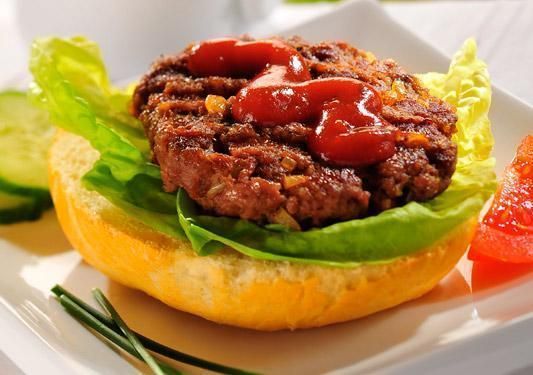 Grillowany burger Grillowany burger