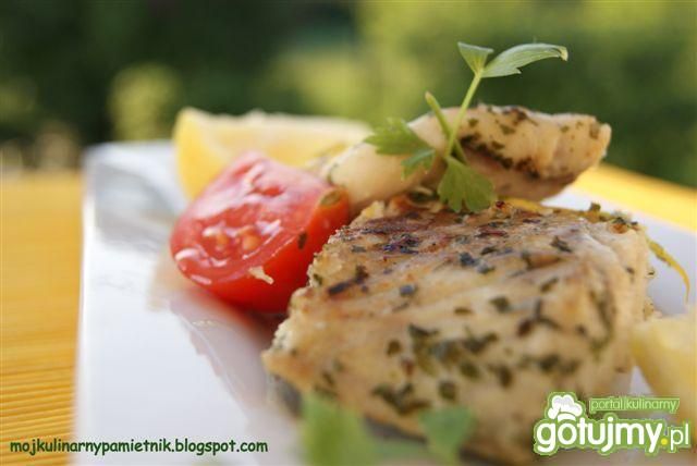 Grillowany dorsz w pietruszkowym pesto Grillowany dorsz w pietruszkowym pesto