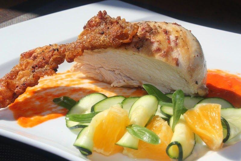 Grillowany kurczak chili z dodatkiem sosu paprykowego