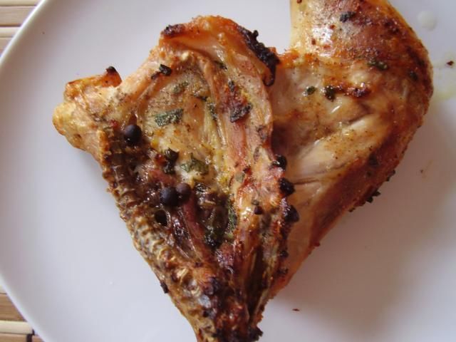 Grillowany kurczak z miętą. 