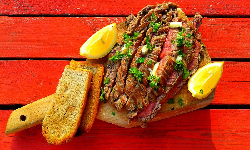 Grillowany w włoskim stylu stek bavette