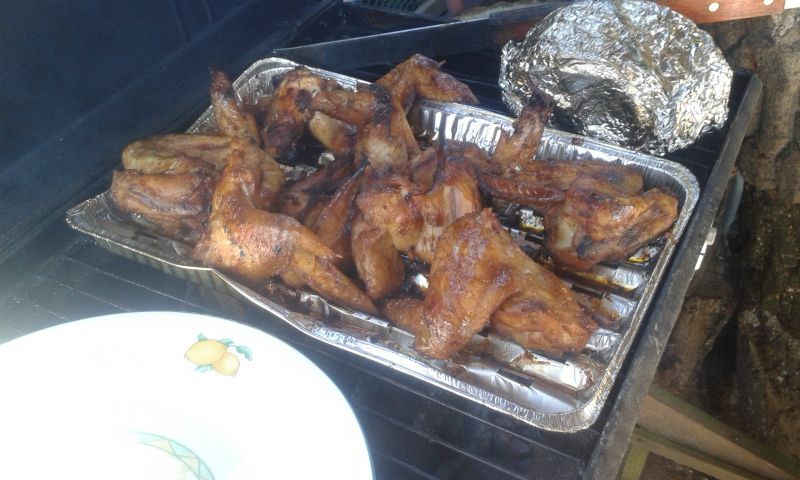 Grilowane skrzydełka w jogurtowej marynacie