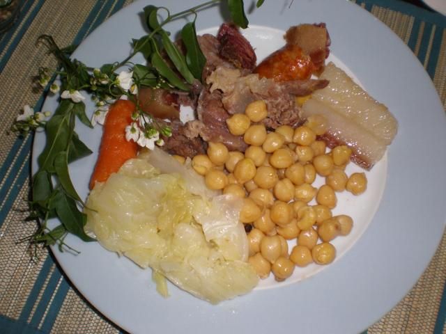 Groch włoski z warzywami i mięsem 