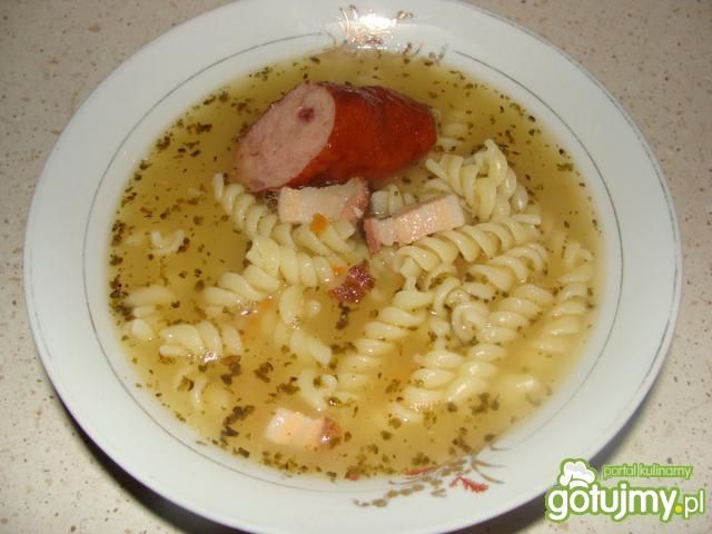 Grochowa z makaronem