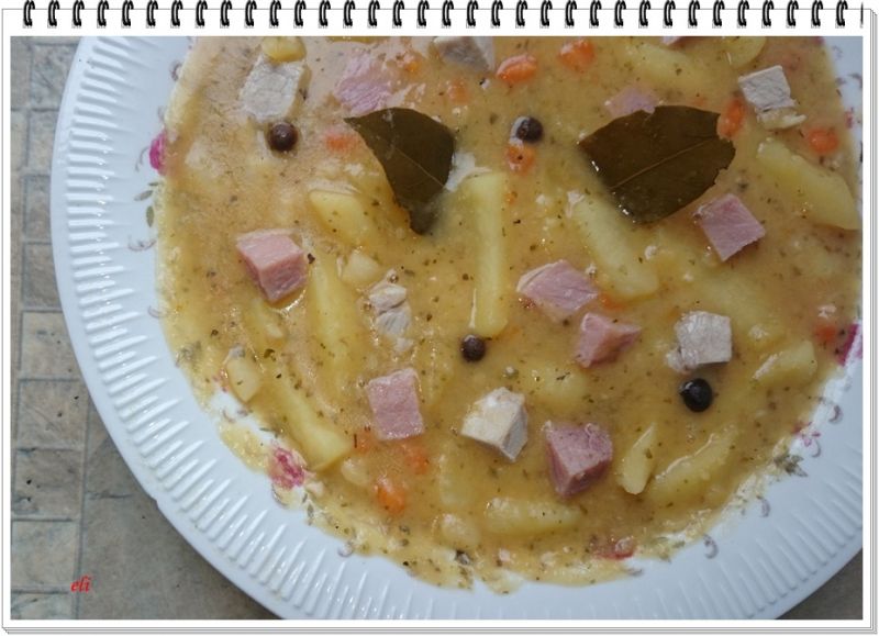 Grochówka Eli na żeberkach 