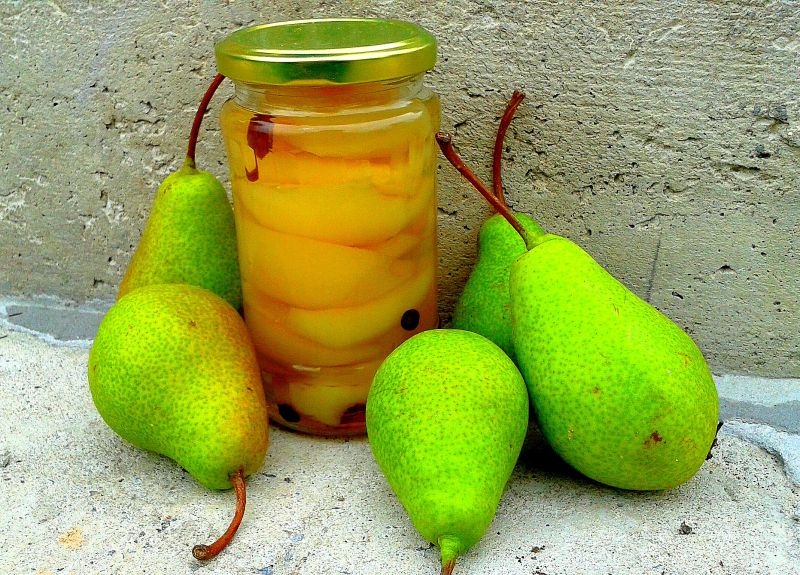 Gruszki w syropie cioci Zosi