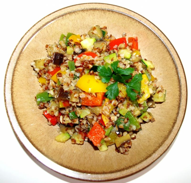 Gryczana z warzywami