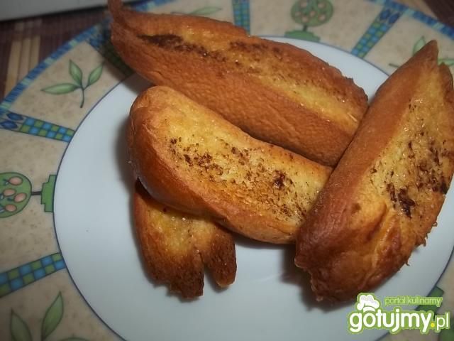 Grzanki cynamonowe Grzanki cynamonowe