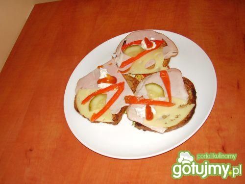 Grzanki czyli małe co nie co Grzanki czyli małe co nie co