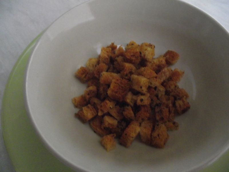 Grzanki do zup kremów i sałatek