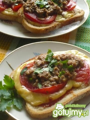 Grzanki z tuńczykiem Grzanki z tuńczykiem