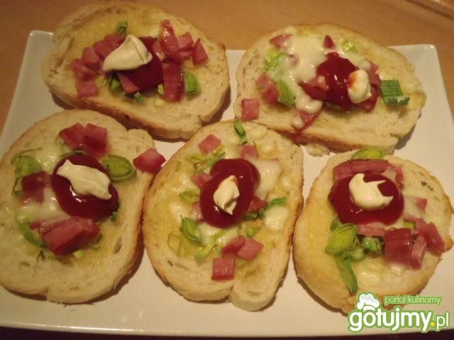 Grzanki z weka Grzanki z weka