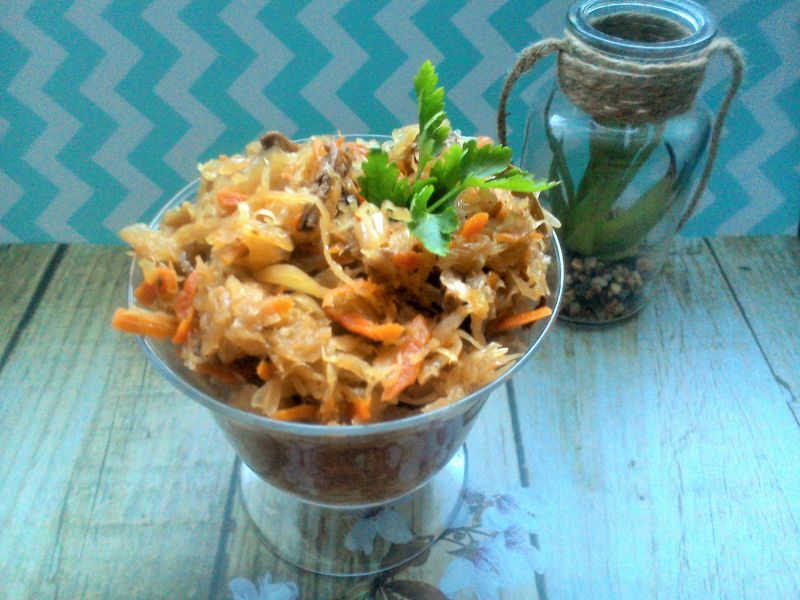 Grzybowa kapusta Grzybowa kapusta