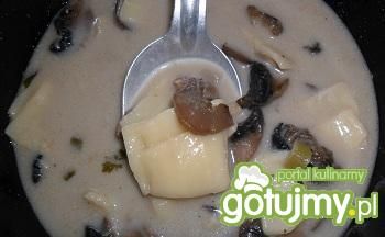 Grzybowa z łazankami 3