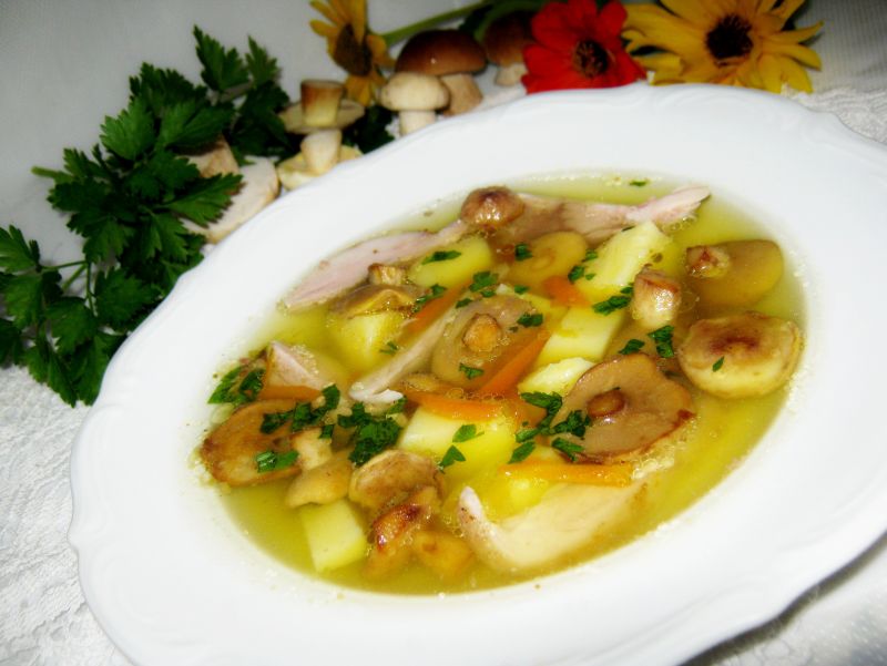 Grzybowa z ziemniakami na rosole Grzybowa z ziemniakami na rosole