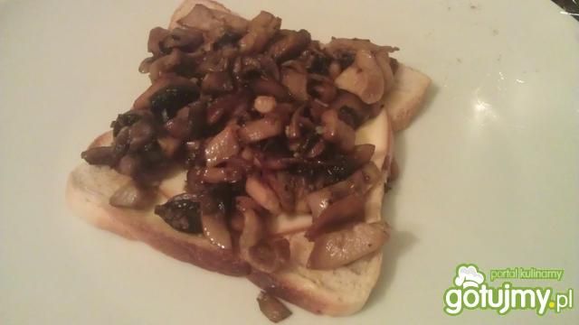 grzybowe tosty grzybowe tosty