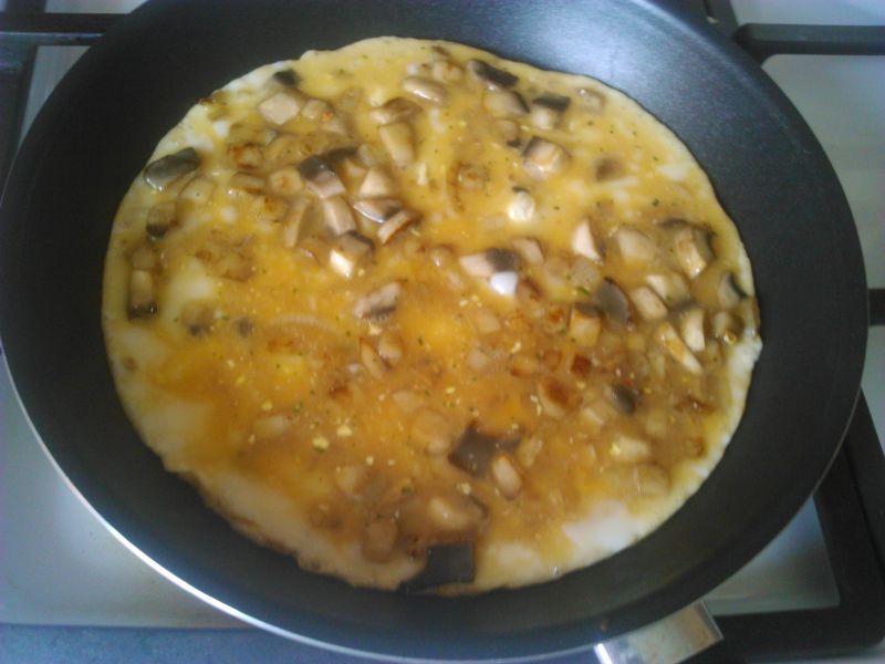 Grzybowy omlet extra