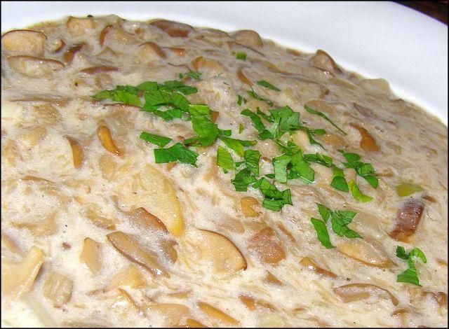 Grzyby duszone w śmietanie  Grzyby duszone w śmietanie