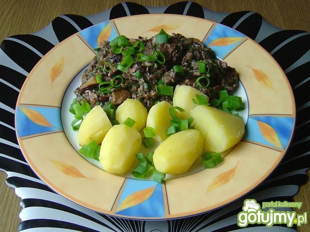 Grzyby  Leśne  z  Cebulką  