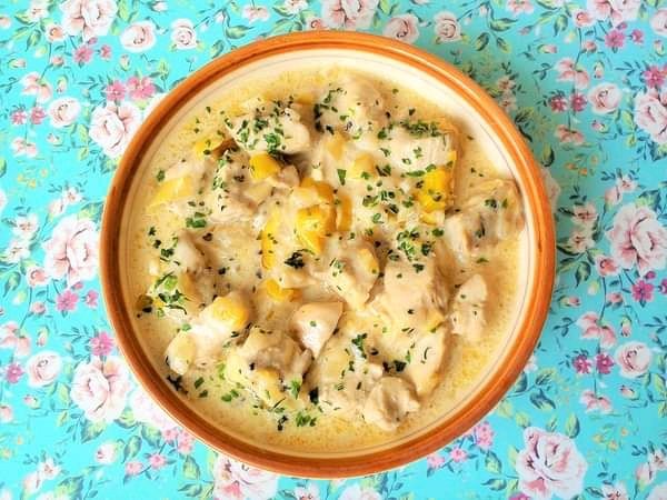 Gulasz drobiowy z porem pk Gulasz drobiowy z porem pk