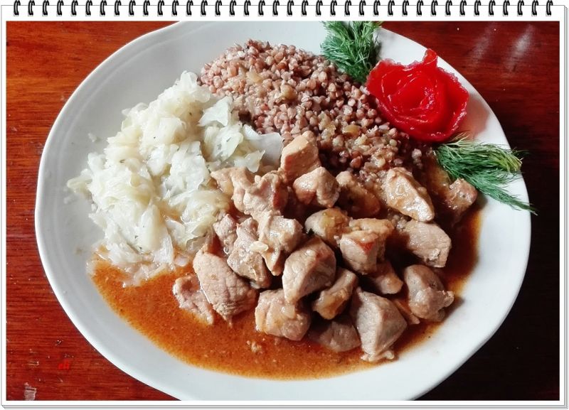 Gulasz Eli z szynki wieprzowej Gulasz Eli z szynki wieprzowej