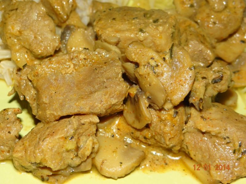 Gulasz grzybowo-wieorzowy Gulasz grzybowo-wieorzowy