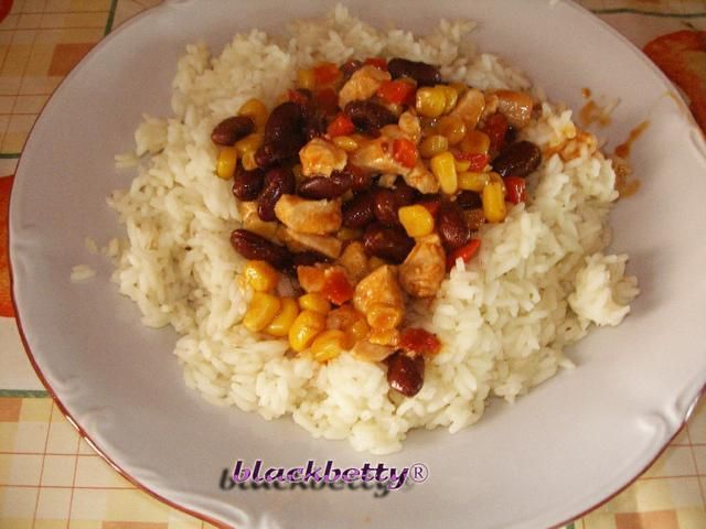 Gulasz meksykański z ryżem Gulasz meksykański z ryżem