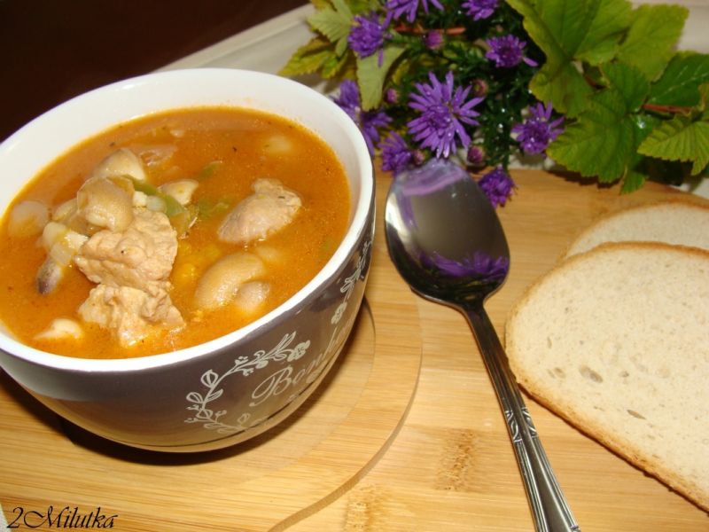 Gulasz mięsno-grzybowy Gulasz mięsno-grzybowy