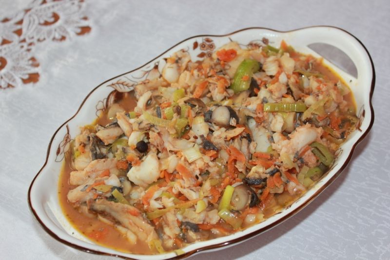 Gulasz rybno-warzywny Gulasz rybno-warzywny