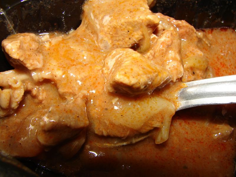 Gulasz w sosie paprykowym