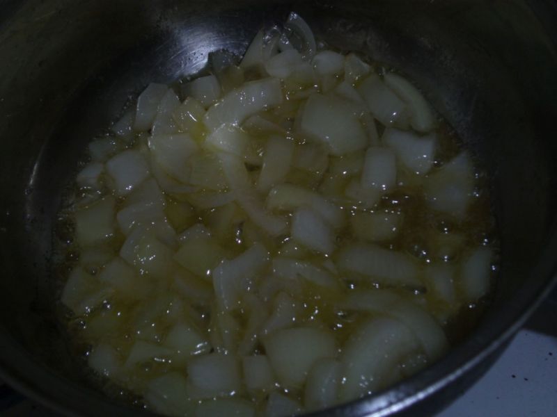 Gulasz warzywny z makaronem